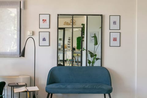 Lobby or reception, Decorative detail