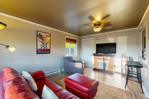 Tina's Cottage House in Dundee