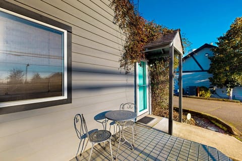 Tina's Cottage House in Dundee