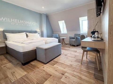 Bed, Living room, Photo of the whole room