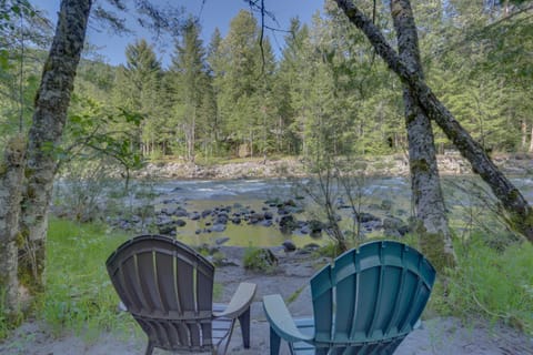 Stone's Throw House in Welches