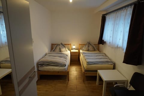 Property building, Bed