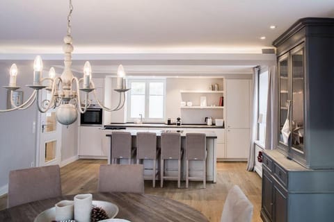 Stroen-Hues House in Nordfriesland