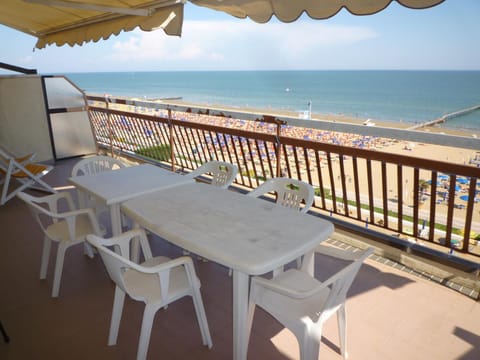 Natural landscape, View (from property/room), Balcony/Terrace, Beach, Sea view