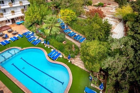 Nearby landmark, Bird's eye view, Landmark view, Pool view