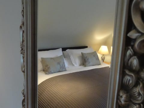 Decorative detail, Bedroom