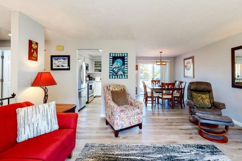 Cascade River Watch Apartment in Washington