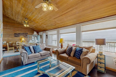 At The Seaside House in Gleneden Beach