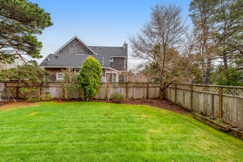 Peaceful Cottage House in Gearhart