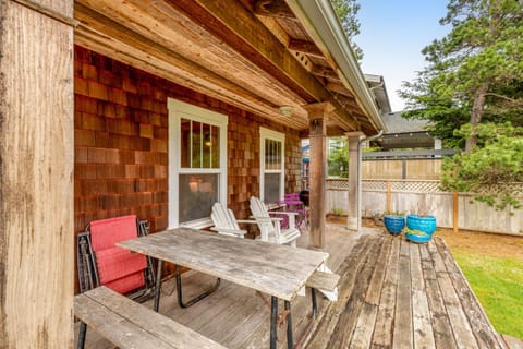 Peaceful Cottage House in Gearhart
