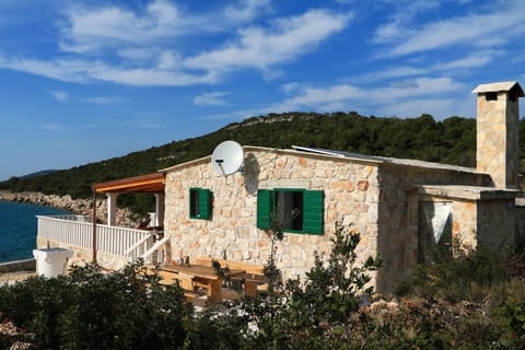 Holliday home Robinson Tourism Maria House in Tisno