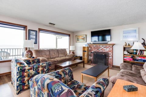 Boone Family Retreat House in Gleneden Beach