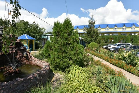Property building, Garden, Garden view
