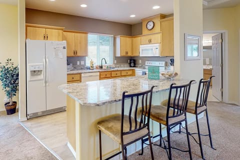 Sittin' By The Sea House in Pacific City