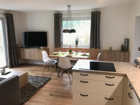 Photo of the whole room, Dining area