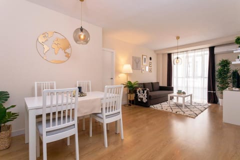 Communal lounge/ TV room, Living room, Seating area, Dining area