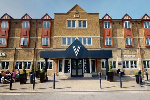 Facade/entrance