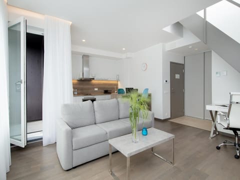 Kitchen or kitchenette, Living room, Dining area