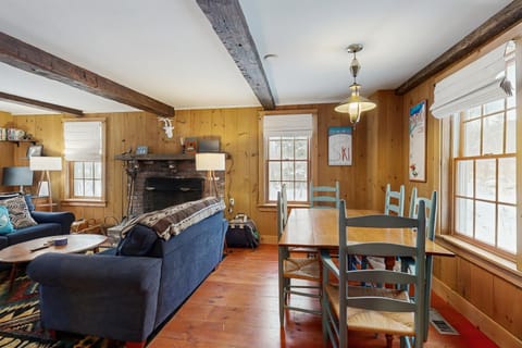 Easy Living House in Plymouth