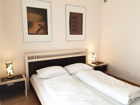 Bed, Photo of the whole room