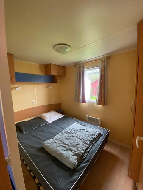 Camping de la Plage Campground/ 
RV Resort in Hauts-de-France