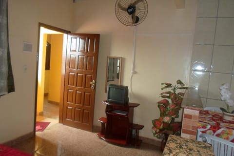 Quitinetes dos Ipês Apartment in Cabo Frio