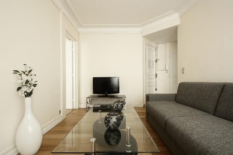 Bridgestreet Champs-Elysées Apartment in Paris