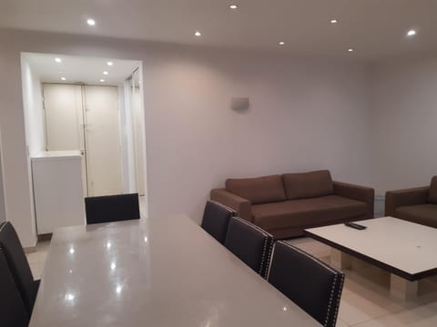 Bridgestreet Champs-Elysées Apartment in Paris