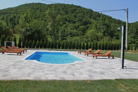 Swimming pool, Swimming pool