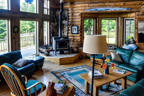 Log Home on Lopez-Spencer Spit House in Lopez Island