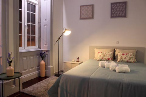 Bed, Decorative detail