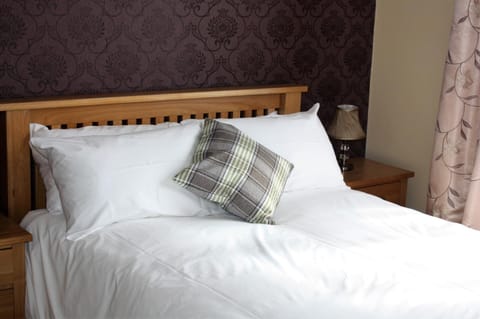 Plougastel House B&B Bed and Breakfast in Westport