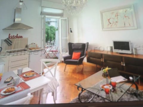 Communal lounge/ TV room