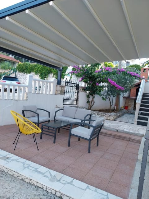 Apartment Miletic Apartment in Šibenik-Knin County, Croatia