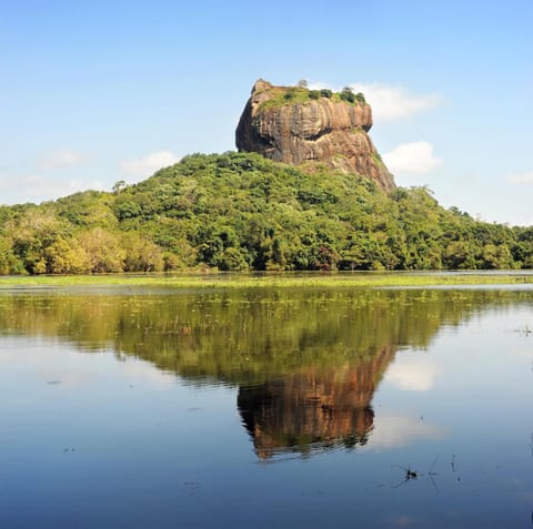 Nearby landmark, Natural landscape