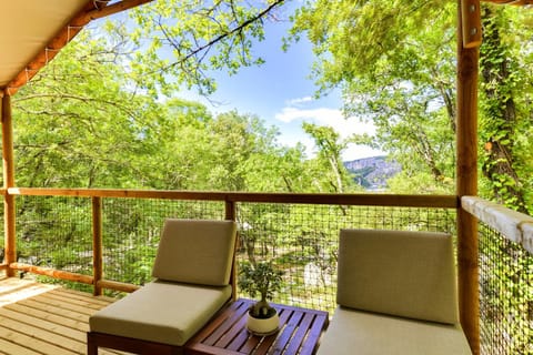 Balcony/Terrace, River view