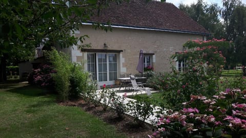 Gite de Cray Apartment in Centre-Val de Loire