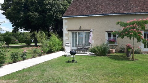 Gite de Cray Apartment in Centre-Val de Loire