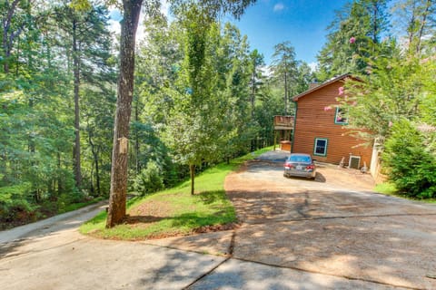 Bears Cove House in White County