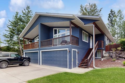 Fox Hollow Home House in Whitefish