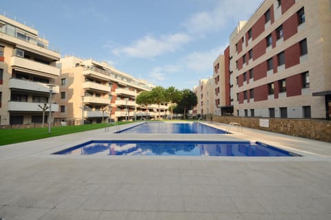 Garden, Swimming pool