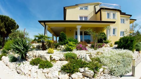 Tomic Apartments Apartment in Poreč