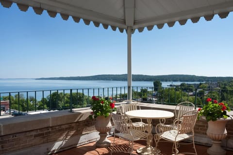 Patio, Balcony/Terrace, Lake view, Sea view