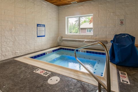 Bay Point Hillside 15D Apartment in Whitefish