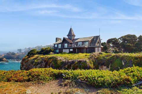 Ocean Breeze House in Mendocino County