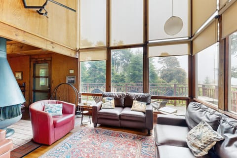 Chanticleer House in Mendocino County