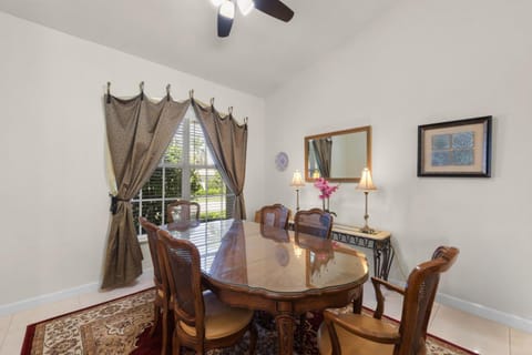 Peaceful home with pool and steps to beach/dining House in Marco Island