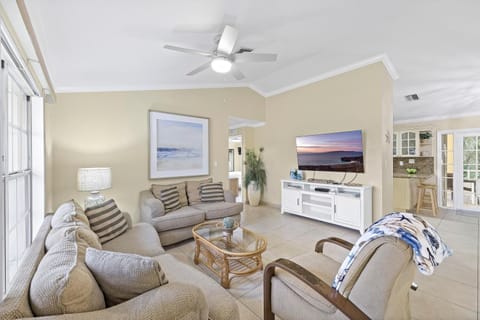 Pet-friendly waterfront with pool and steps to beach House in Marco Island