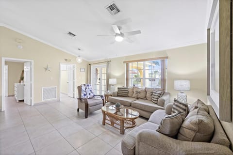 Pet-friendly waterfront with pool and steps to beach House in Marco Island