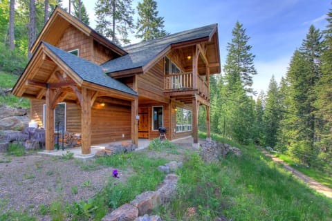 The Osprey Perch House in Lake Pend Oreille